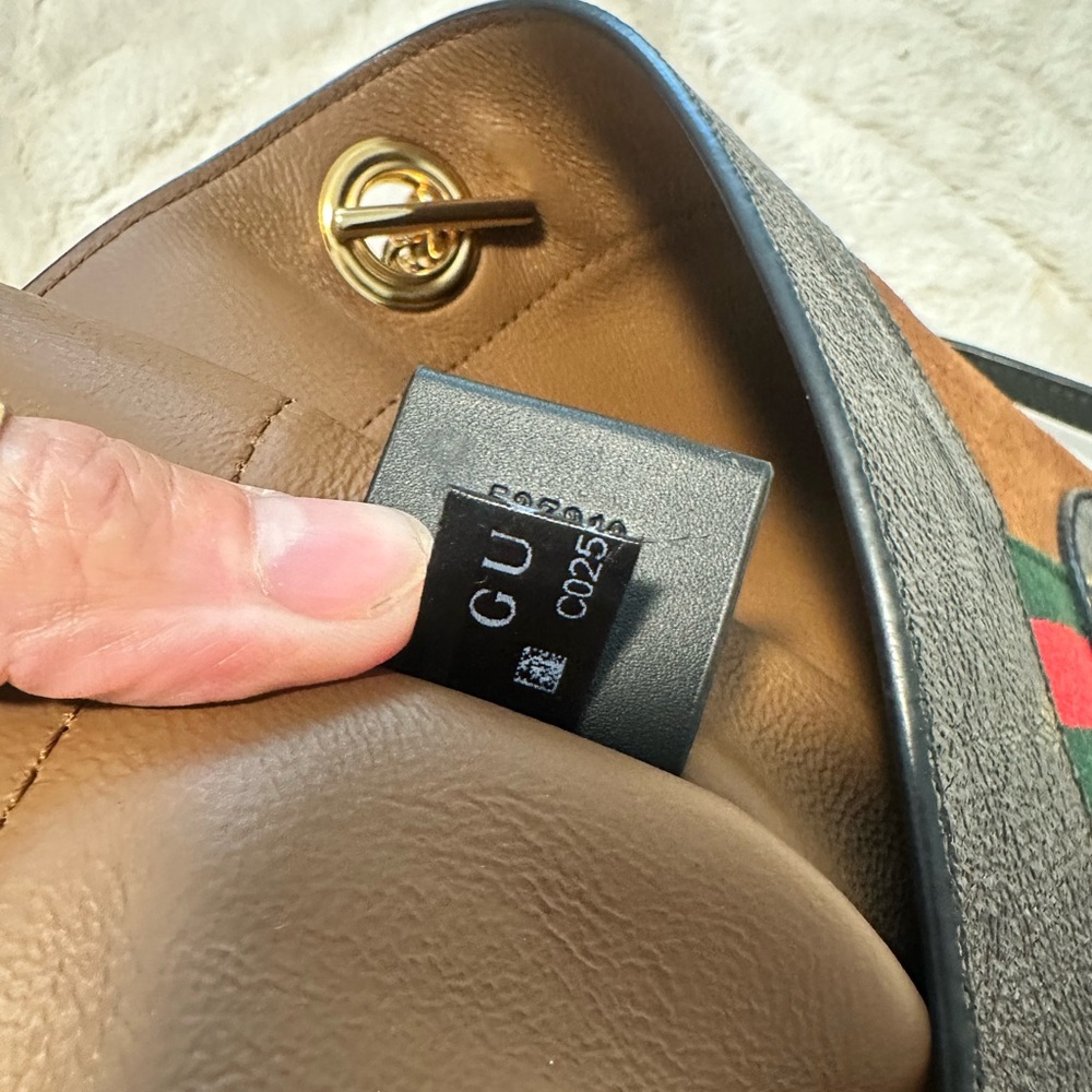 Authentic Gucci Rajah Tote Bag - Picture 7 of 9